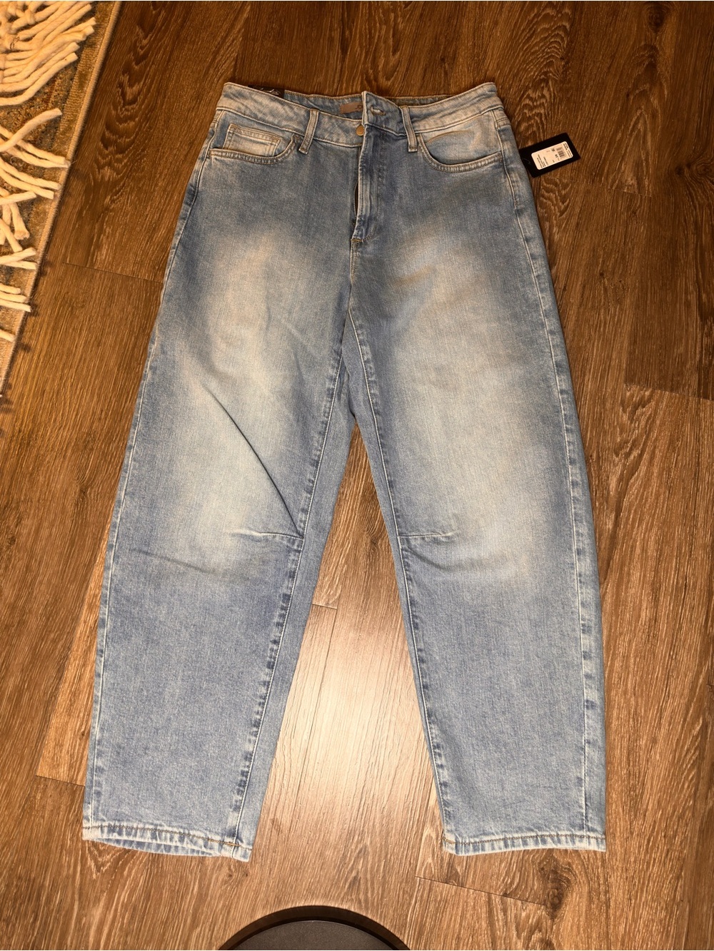 Woman’s Jeans by Joe Jeans / Barrel Style / BNWT